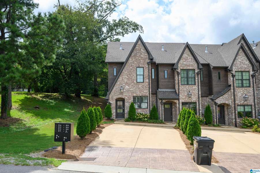 4230 OAKVIEW LANE, Vestavia Hills, AL 35243
