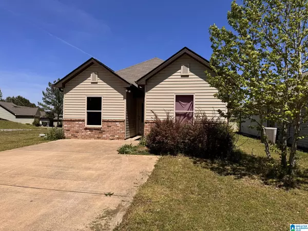 539 KINCAID COVE LANE, Odenville, AL 35120