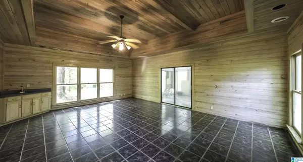 Muscadine, AL 36269,24499 COUNTY ROAD 49