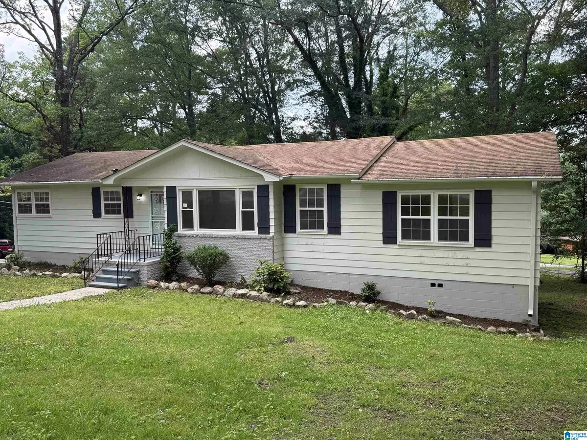 Center Point, AL 35215,2604 WOOD DRIVE NE