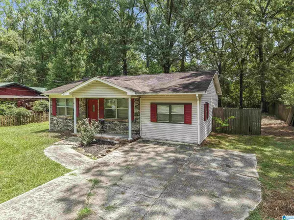 Bessemer, AL 35022,1303 AIRPORT LANE SW