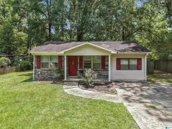 1303 AIRPORT LANE SW, Bessemer, AL 35022