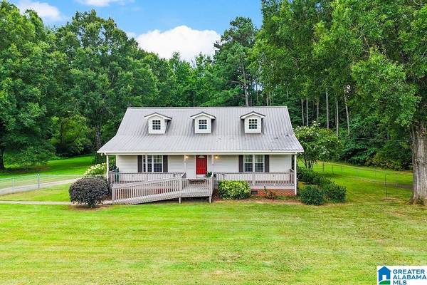 68 CEDAR LANE, Columbiana, AL 35051
