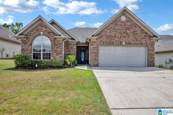 592 WATERFORD LANE, Calera, AL 35040