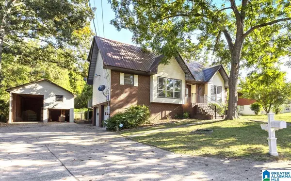 Pleasant Grove, AL 35127,750 7TH PLACE