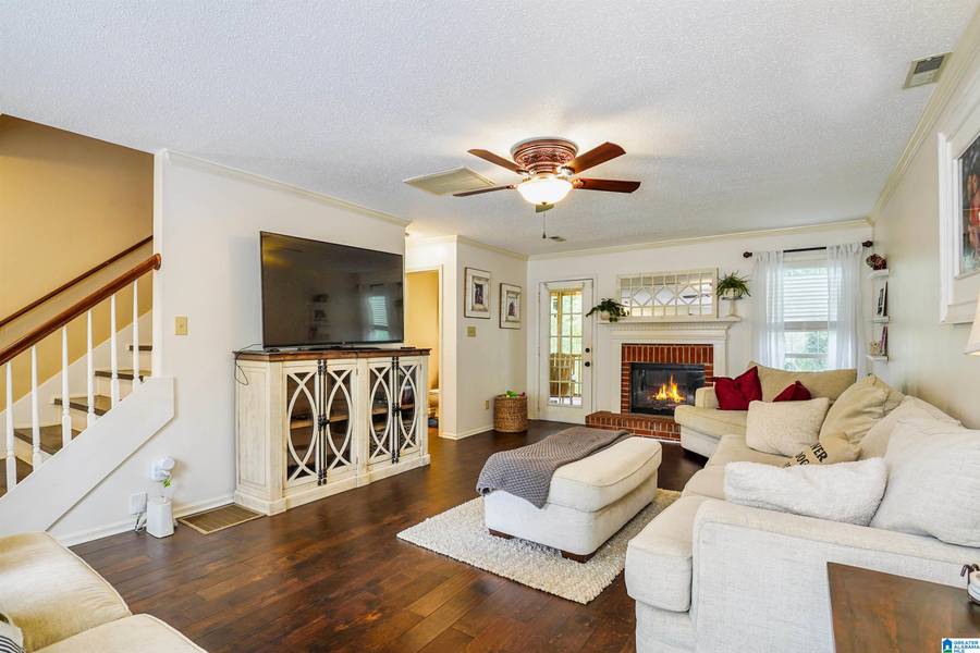 4663 VINTAGE LANE, Birmingham, AL 35244
