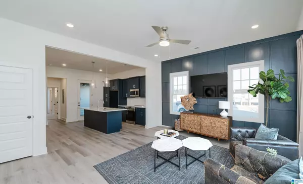 1840 WILLIAMETTE TRACE, Hoover, AL 35244