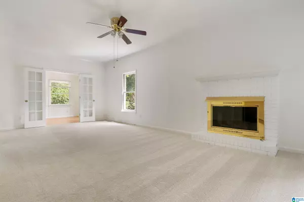 Homewood, AL 35226,1460 BERRY ROAD