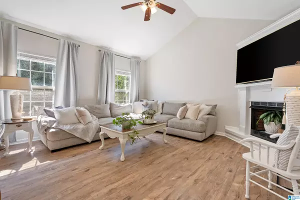 Lakeview, AL 35111,12720 OAK FOREST DRIVE