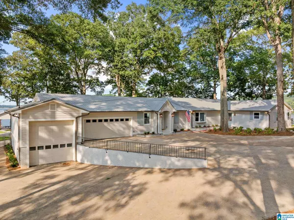 Cropwell, AL 35054,112 SHADY LANE