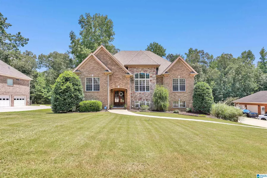 2524 OAKLEAF CIRCLE, Helena, AL 35022