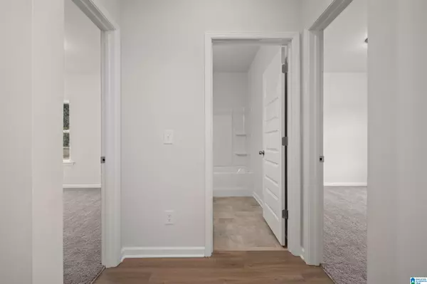 Bessemer, AL 35022,5484 HEADWINDS LANE