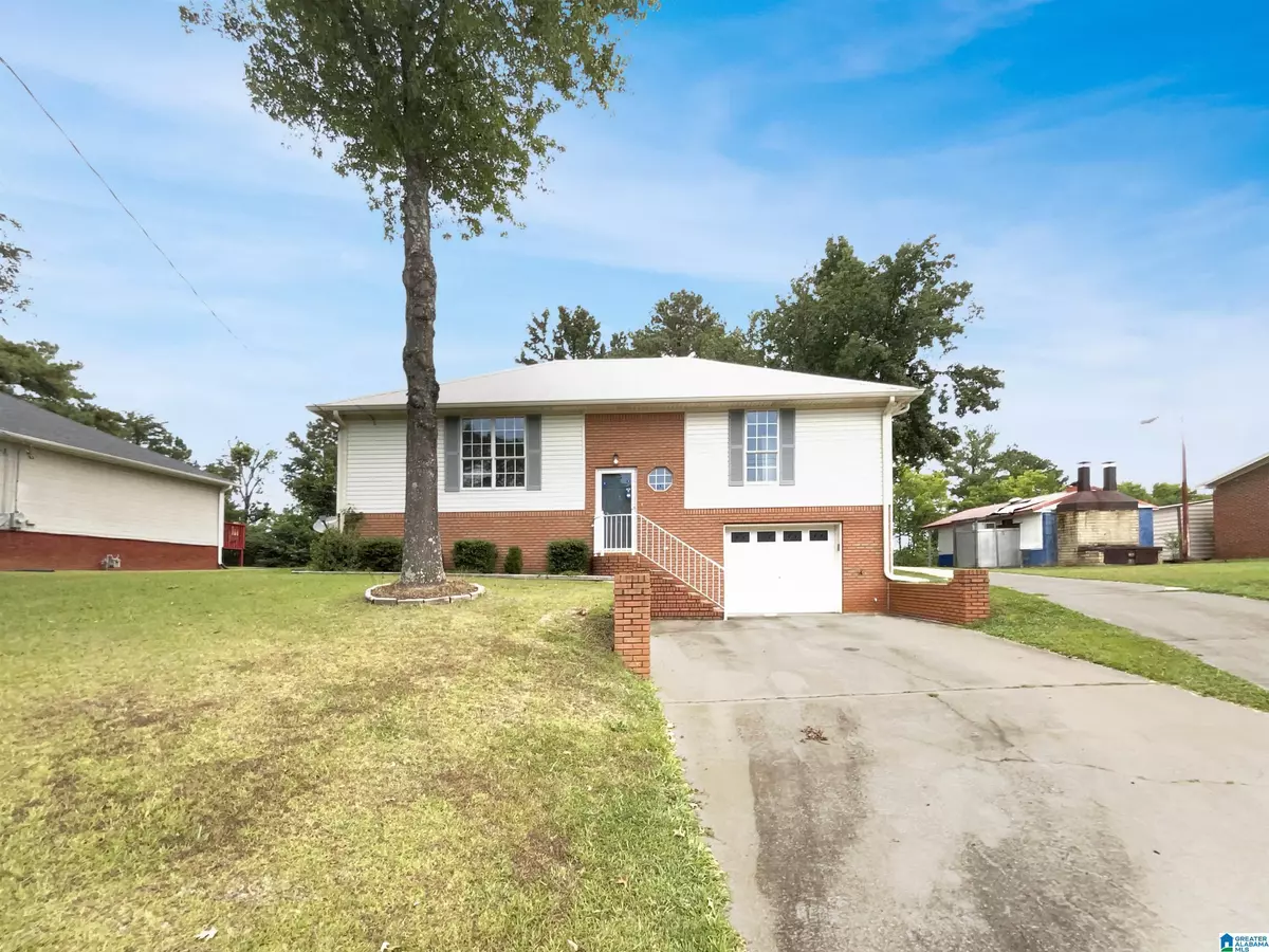 Pleasant Grove, AL 35127,104 8TH STREET