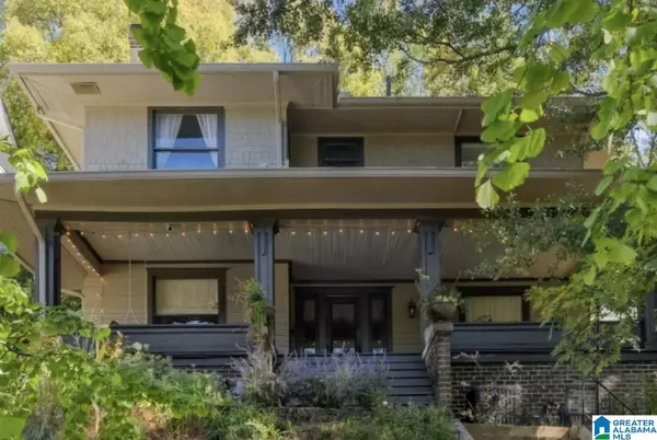 1027 28TH PLACE, Birmingham, AL 35205