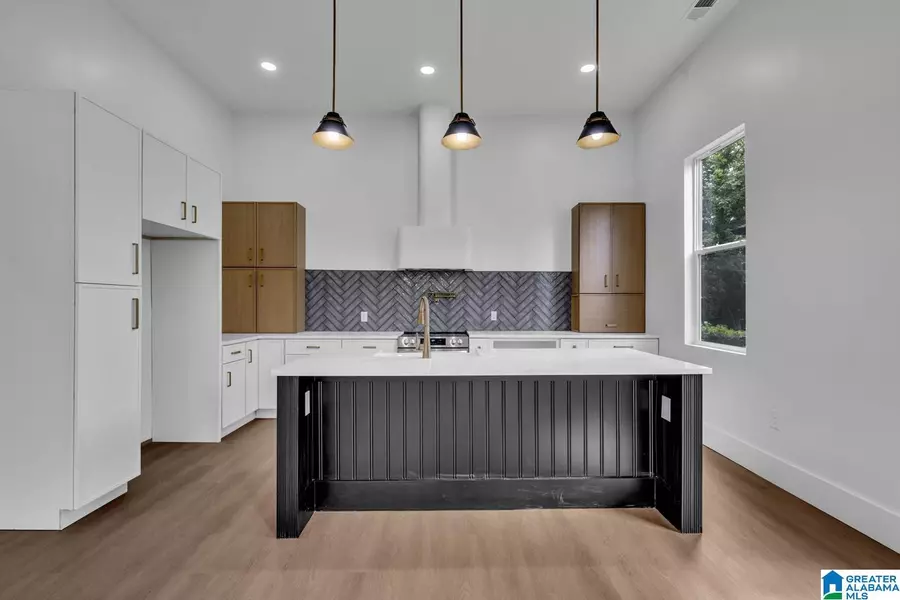 5009 2ND AVENUE N, Birmingham, AL 35212