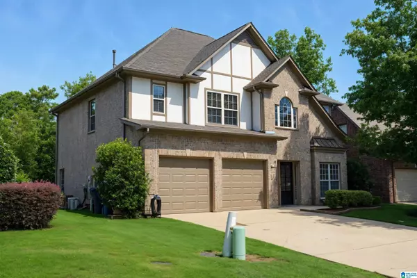 Trussville, AL 35173,8738 HIGHLANDS DRIVE