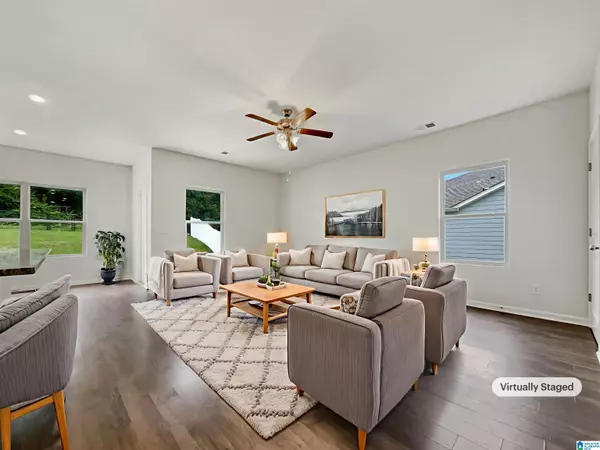 Alabaster, AL 35007,1043 FLYWAY VIEW LANE