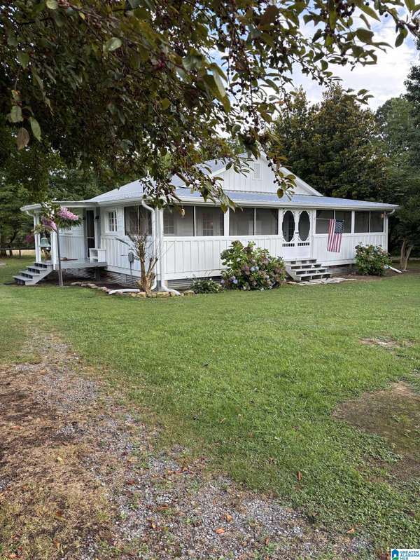 2408 COUNTY ROAD 631, Mentone, AL 35984