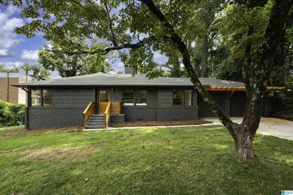 2020 ROCKLAND DRIVE, Hoover, AL 35226