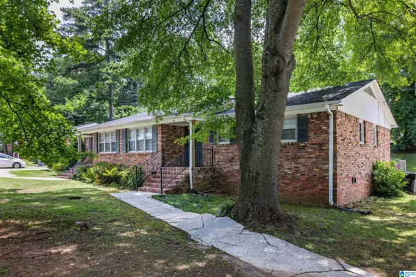 4001 MONTCLAIR ROAD #4001, Mountain Brook, AL 35213