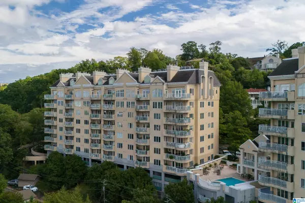 2700 ARLINGTON AVENUE #4, Birmingham, AL 35205