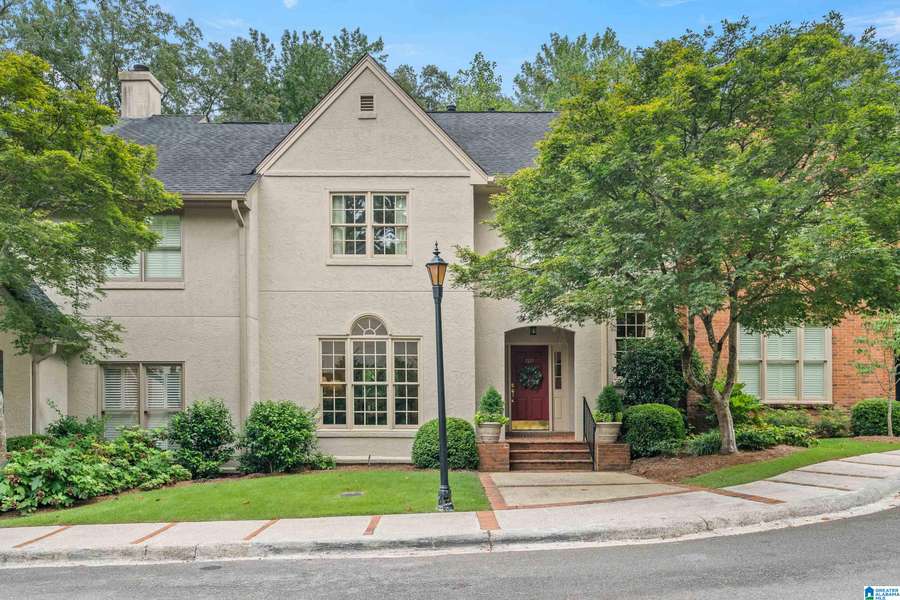 2217 BROOKSHIRE PLACE #2217, Mountain Brook, AL 35213