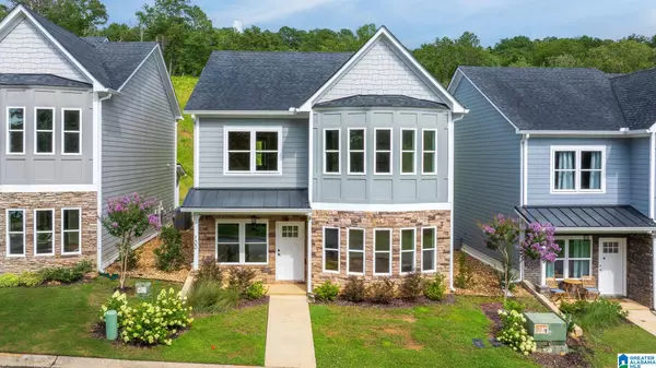 100 HARBOR POINTE DRIVE, Talladega, AL 35160
