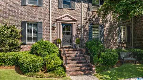 Birmingham, AL 35213,3704 COUNTRY CLUB DRIVE #A