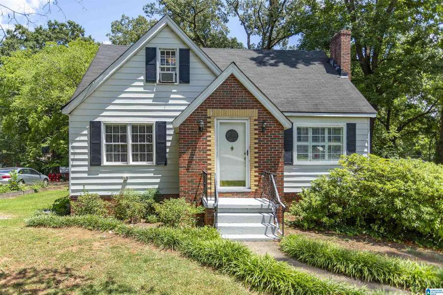2028 HIGH SCHOOL ROAD, Hueytown, AL 35023