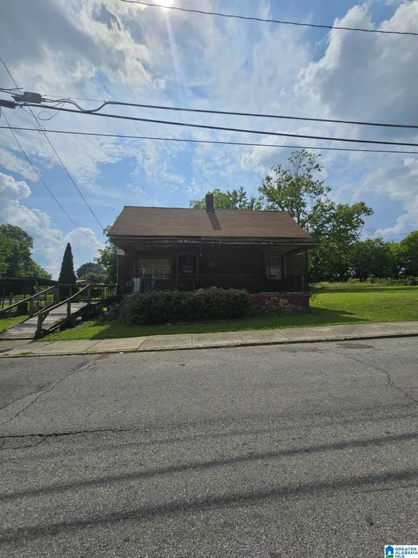 228 AVENUE T, Birmingham, AL 35214