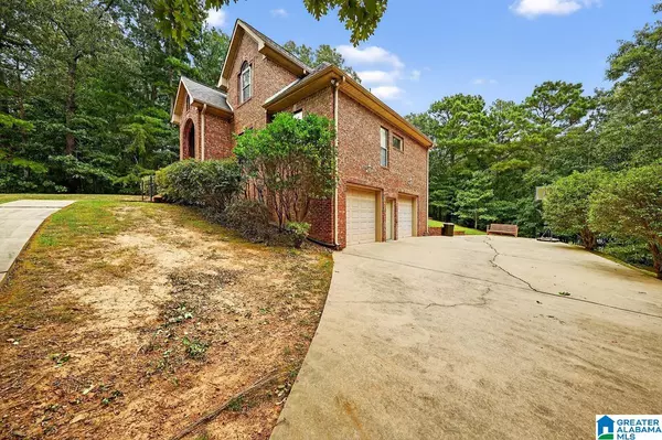 Dora, AL 35062,731 HAYFIELD LOOP