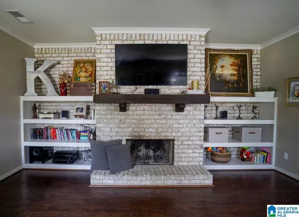 Birmingham, AL 35242,4632 COTSWOLD LANE