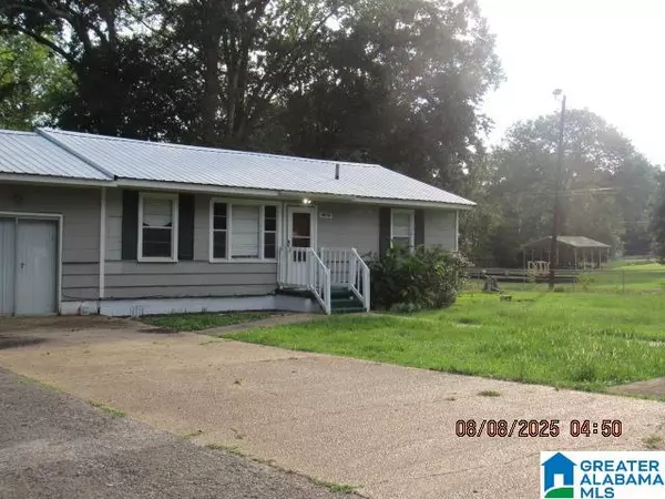 2516 22ND STREET SW, Hueytown, AL 35023