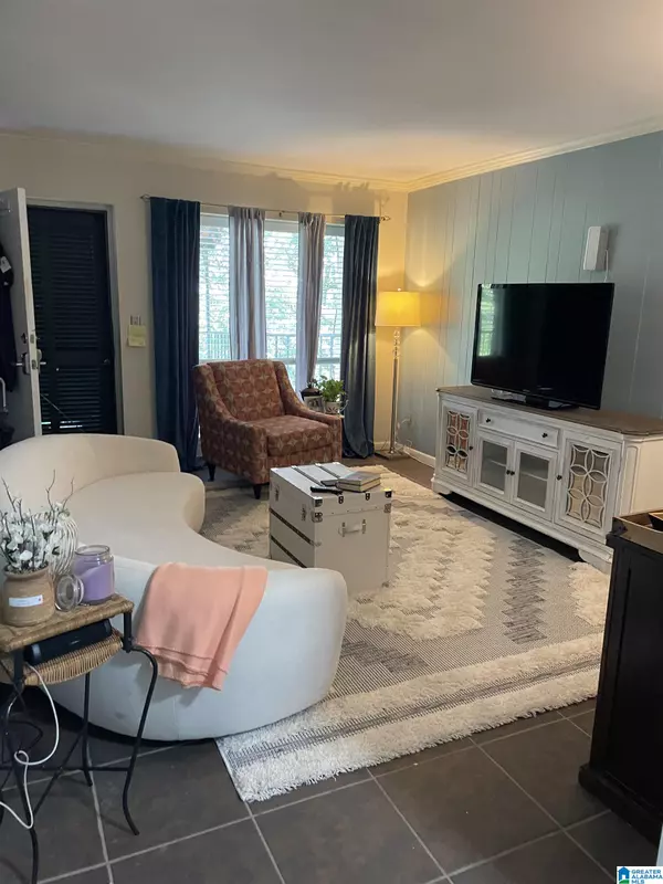 57 HANOVER CIRCLE S #319, Birmingham, AL 35205