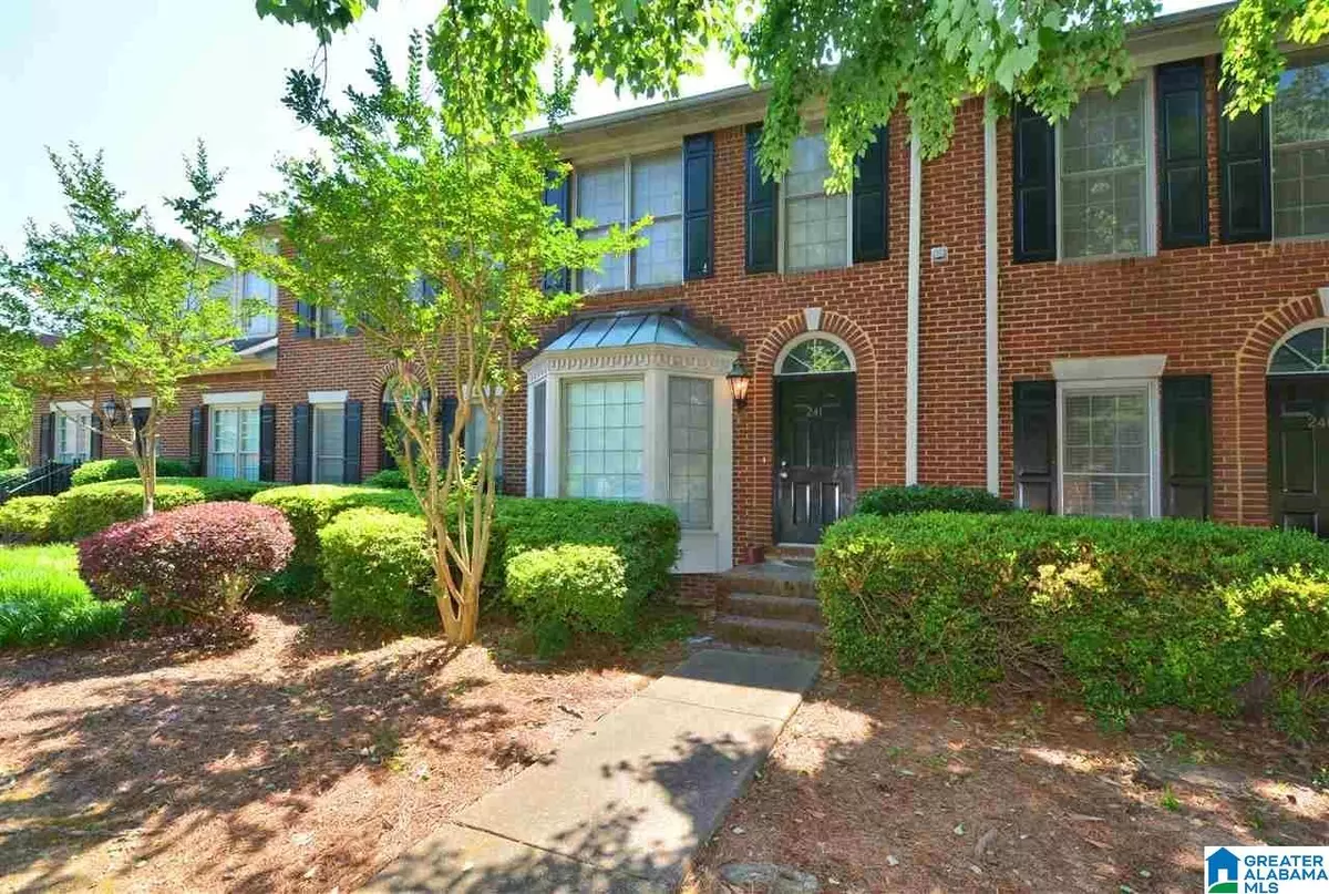 Birmingham, AL 35242,241 MEADOW CROFT CIRCLE