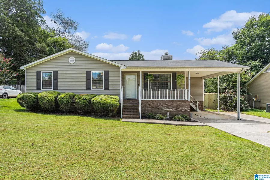 8409 LANEWOOD CIRCLE, Leeds, AL 35094
