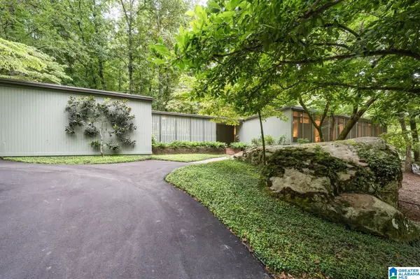 3565 BROOKWOOD ROAD, Mountain Brook, AL 35223