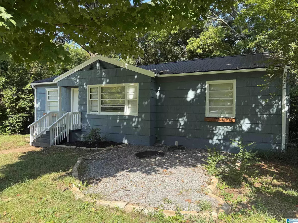 Birmingham, AL 35206,8432 9TH AVENUE S