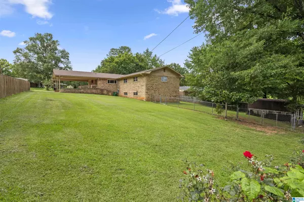 Sylacauga, AL 35151,1002 KINGSTON DRIVE