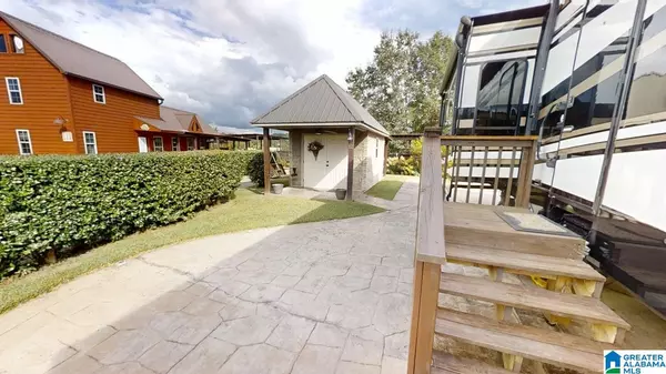 121 COUNTY ROAD 2031, Crane Hill, AL 35053