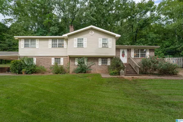 890 COUNTY ROAD 77, Columbiana, AL 35051