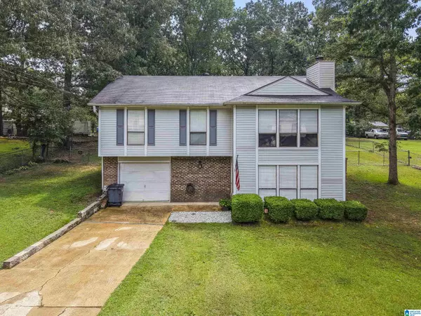 3229 EDENBURG DRIVE, Hueytown, AL 35023