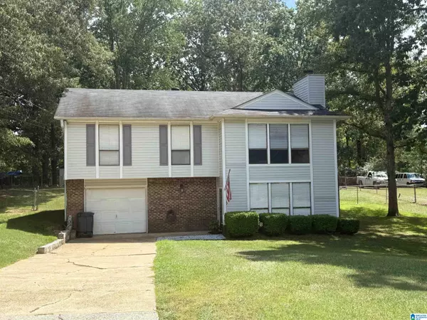 3229 EDENBURG DRIVE, Hueytown, AL 35023