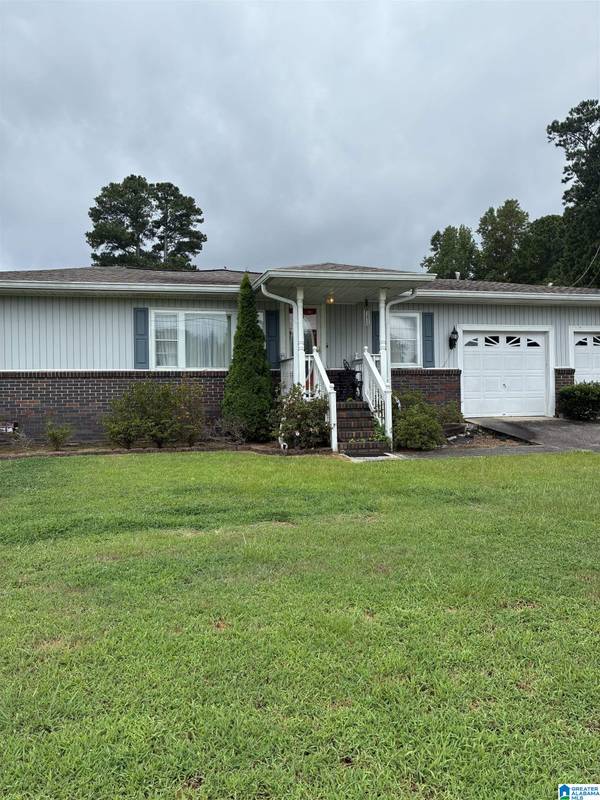1012 STADIUM DRIVE, Warrior, AL 35180