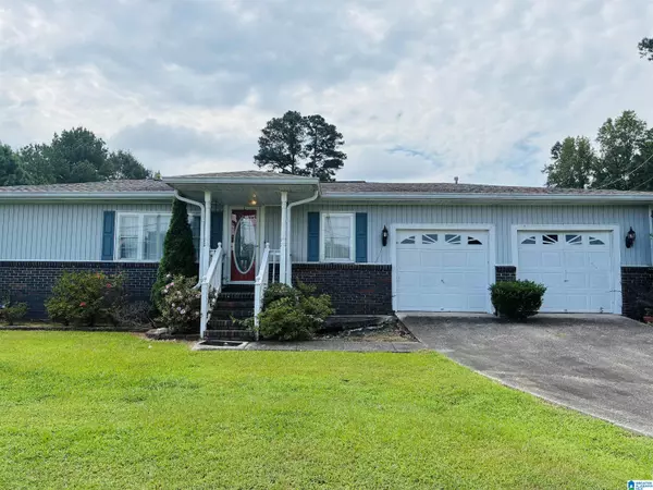 1012 STADIUM DRIVE, Warrior, AL 35180