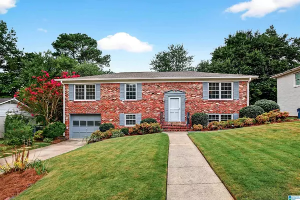 Homewood, AL 35209,536 EDGEKNOLL DRIVE