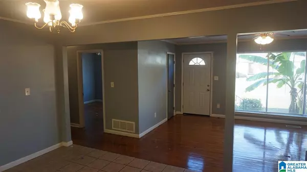 Birmingham, AL 35228,909 60TH STREET W
