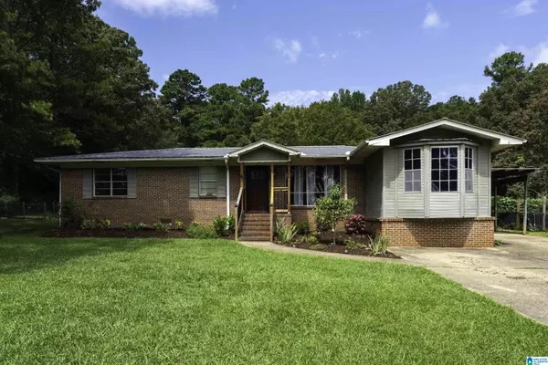 6327 LOU GEORGE LOOP, Bessemer, AL 35022
