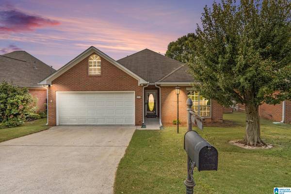 4805 SOUTHERN OAKS LANE, Clay, AL 35235