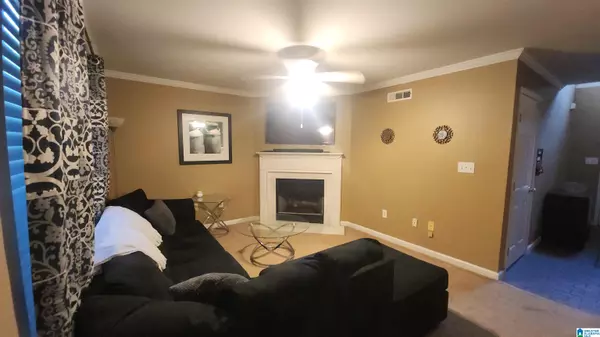 Calera, AL 35040,232 MERIWEATHER LANE